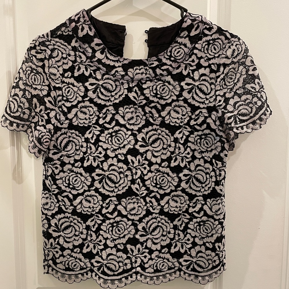 *Price Drop* Black and grey lace XS petite top. Napean Sea Rd